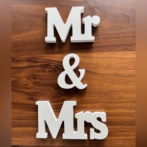 White Elegant Wood Mr & Mrs Decorative Letters